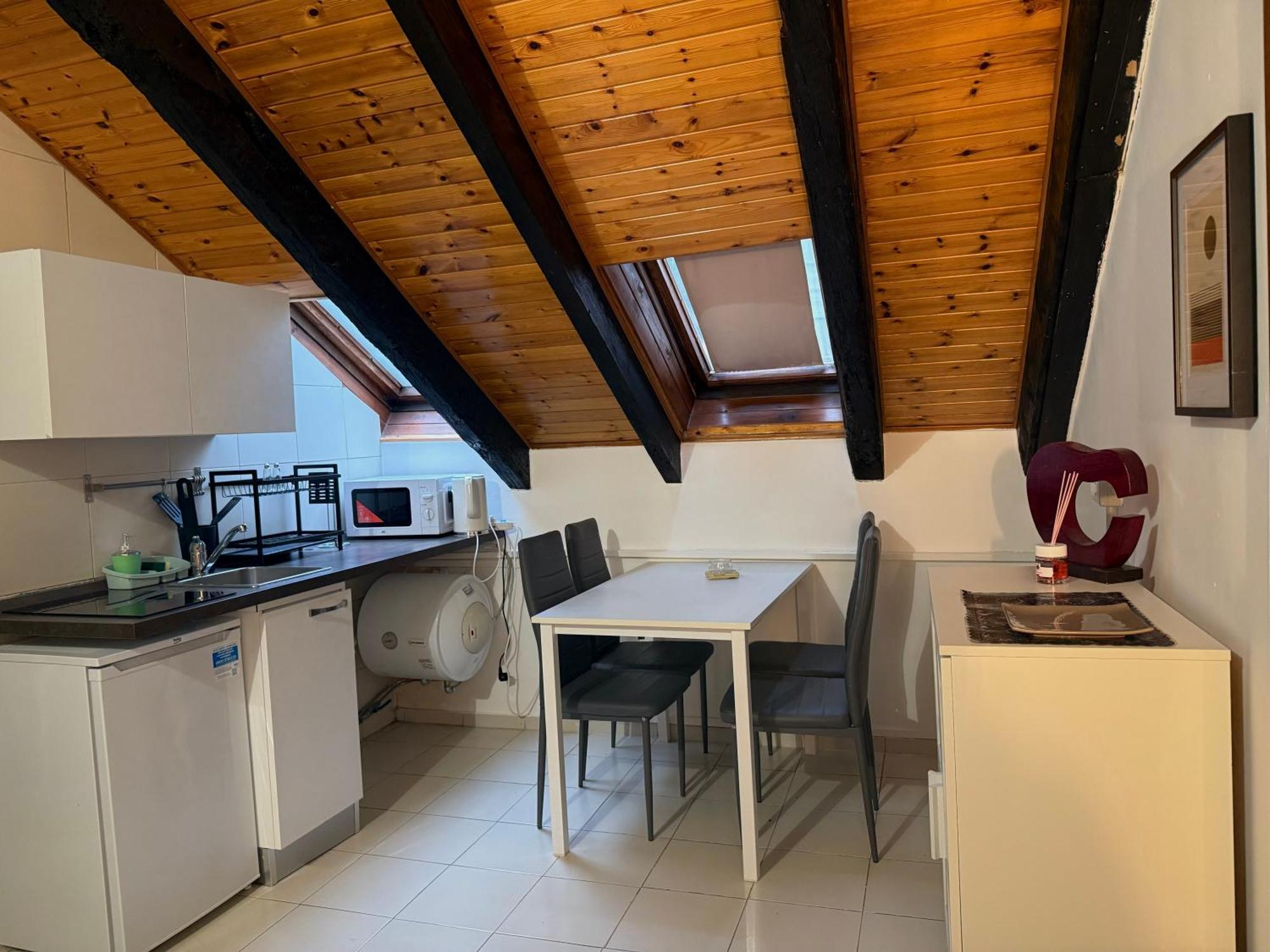 Apartamento Hosting Dreams Attics - Duomo Milán Exterior foto